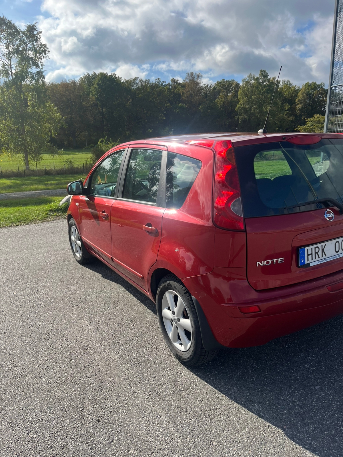 Nissan Note 1.4 Manuell 2009, bild 4/6