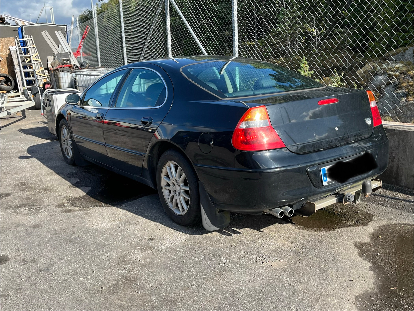 Chrysler 300M 2.7 V6 Automatisk 2002, bild 2/3