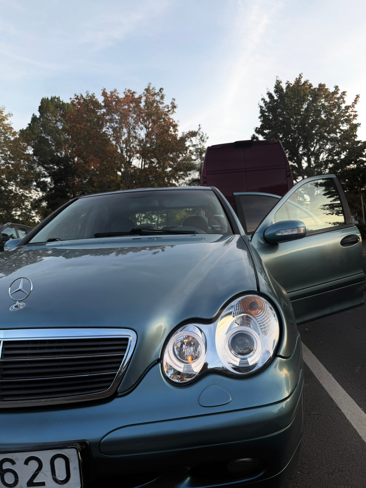 Mercedes-Benz C 180 Automatisk 2002, kuva 2/10