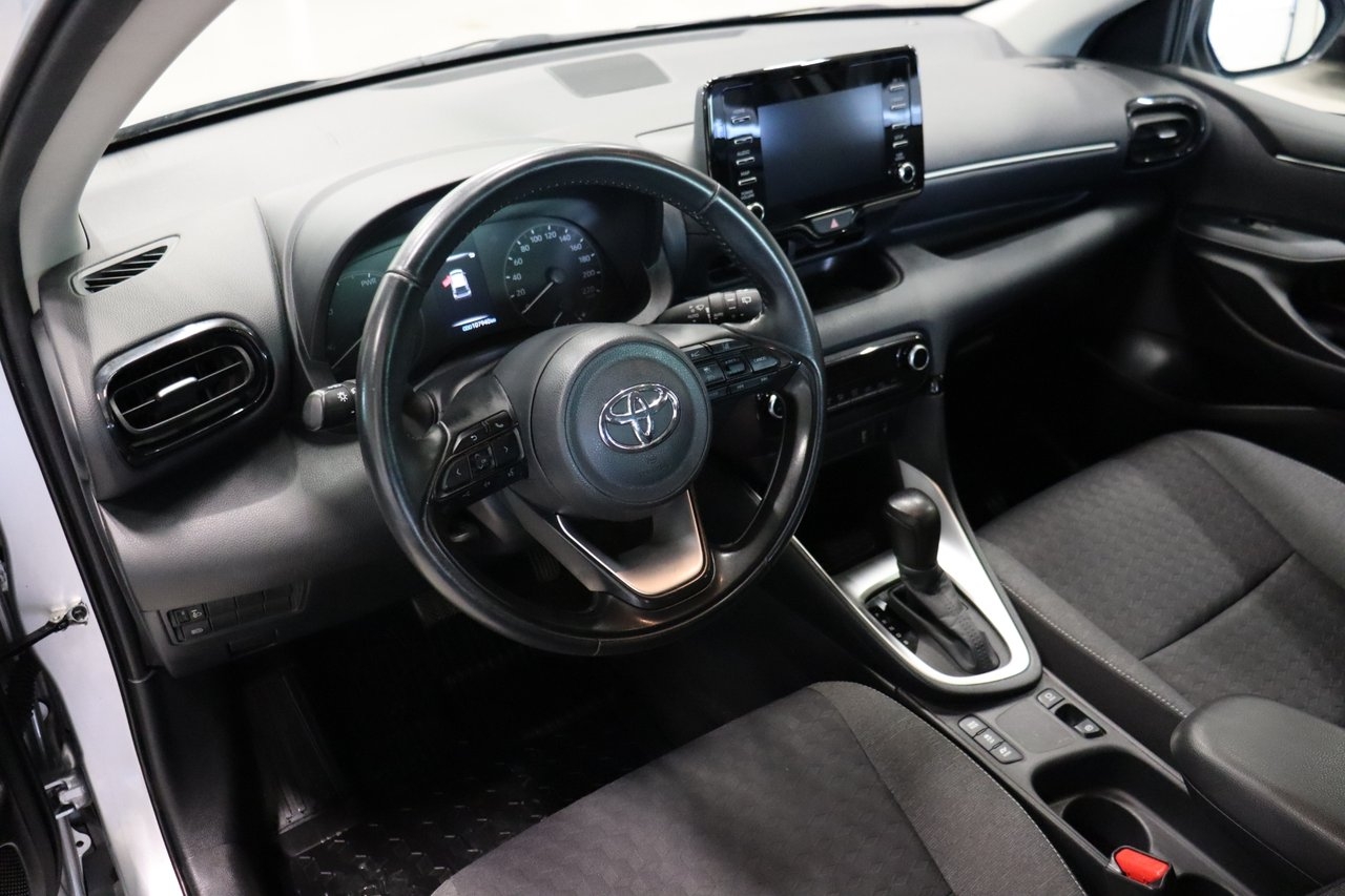 Toyota Yaris 2023, photo 7/20