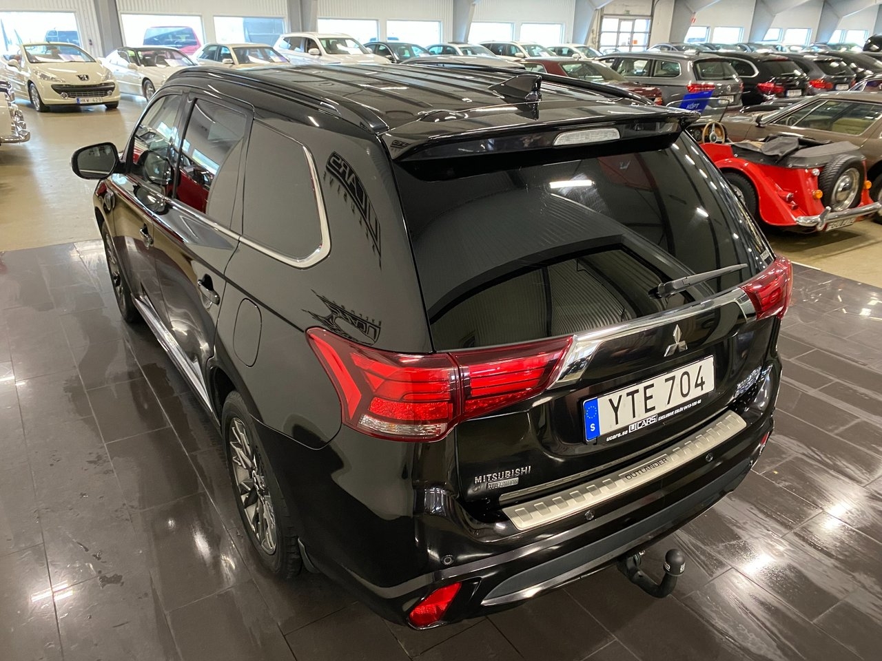 Mitsubishi Outlander 2018, photo 6/27