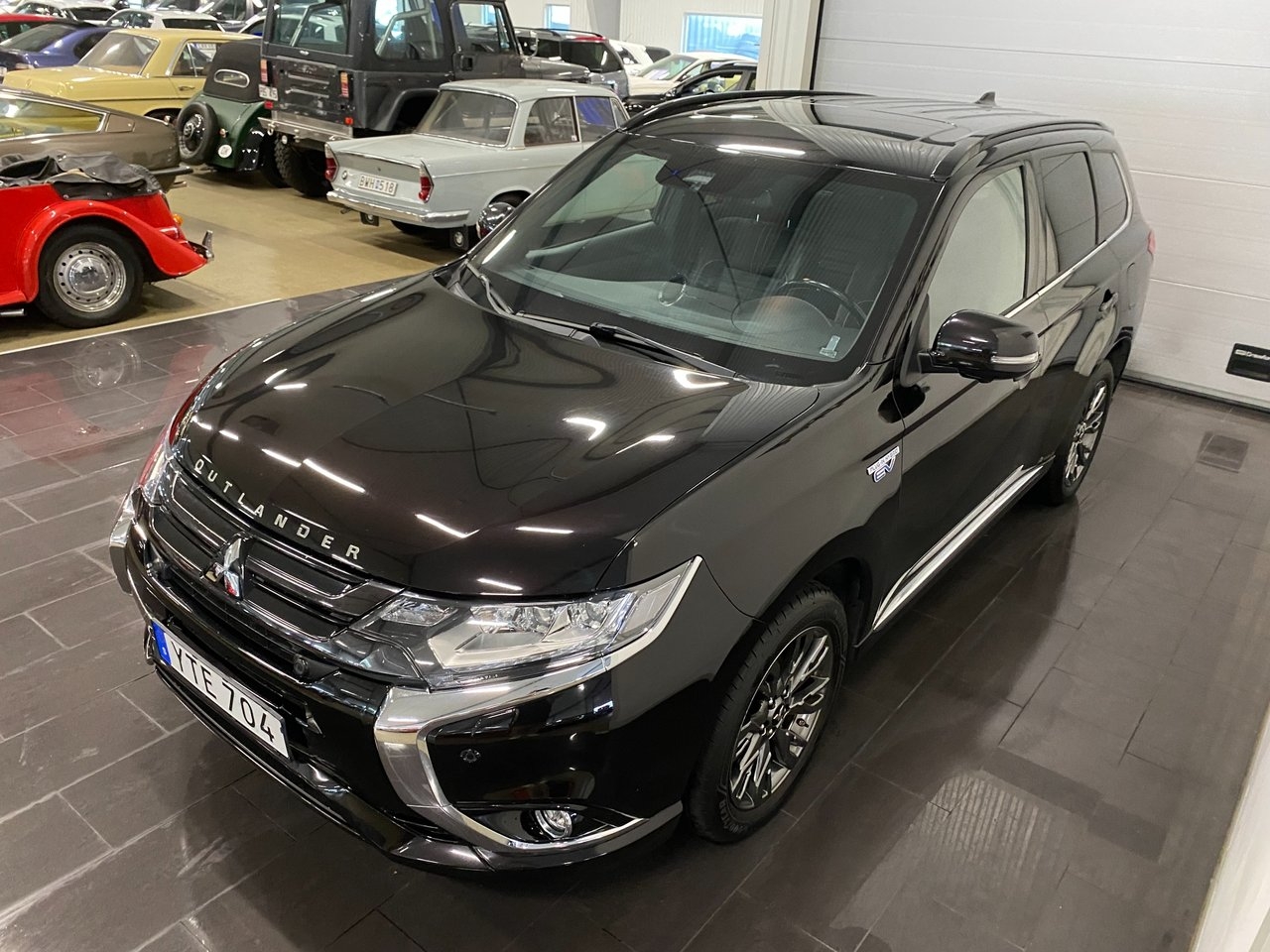 Mitsubishi Outlander 2018, photo 7/27