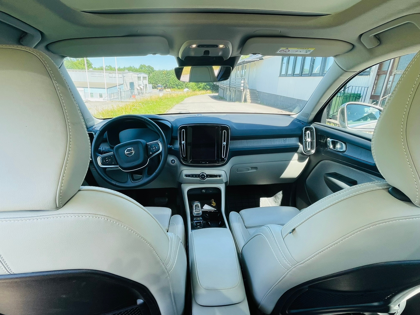 Volvo XC40 Recharge T4 DCT 2021, bild 2/9