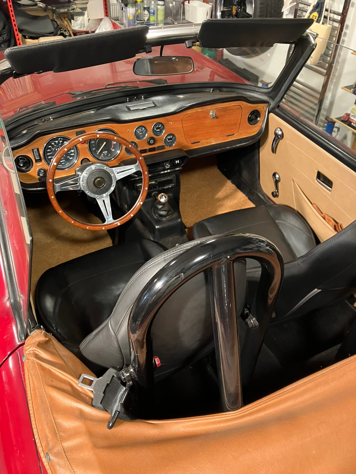 Triumph TR6 2.5 Manuell 1976, bild 2/4