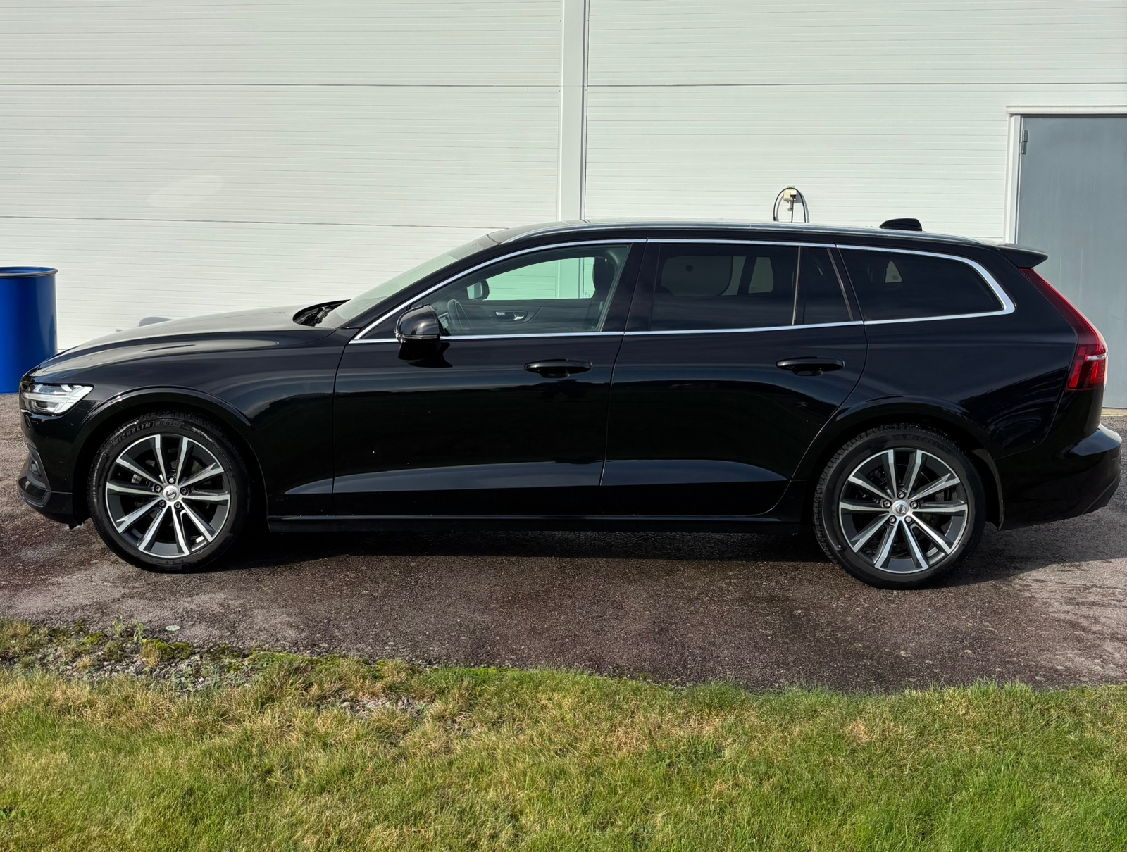 Volvo V60 B4 Geartronic 2021, bild 2/9