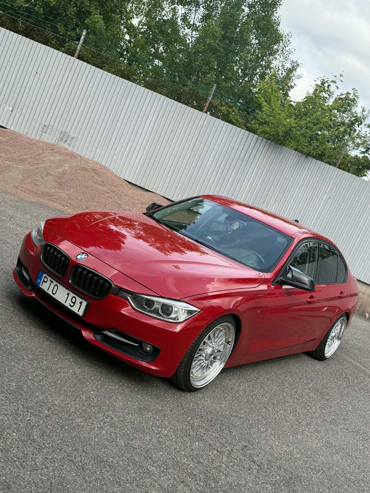 BMW 320 d Sedan Steptronic 2012, kuva 3/8