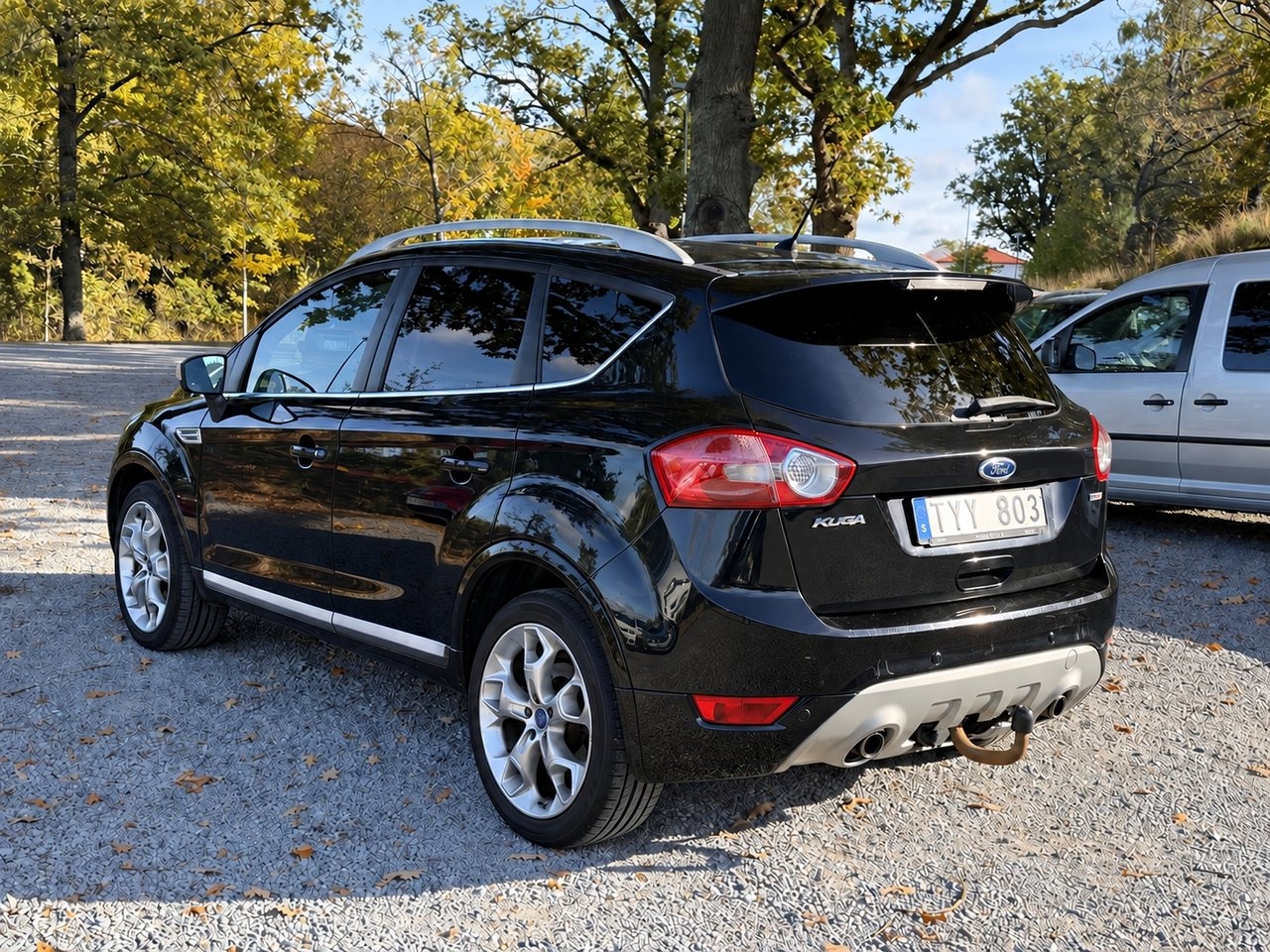 Ford Kuga 2.0 TDCi AWD, Titanium 2011, bild 3/10