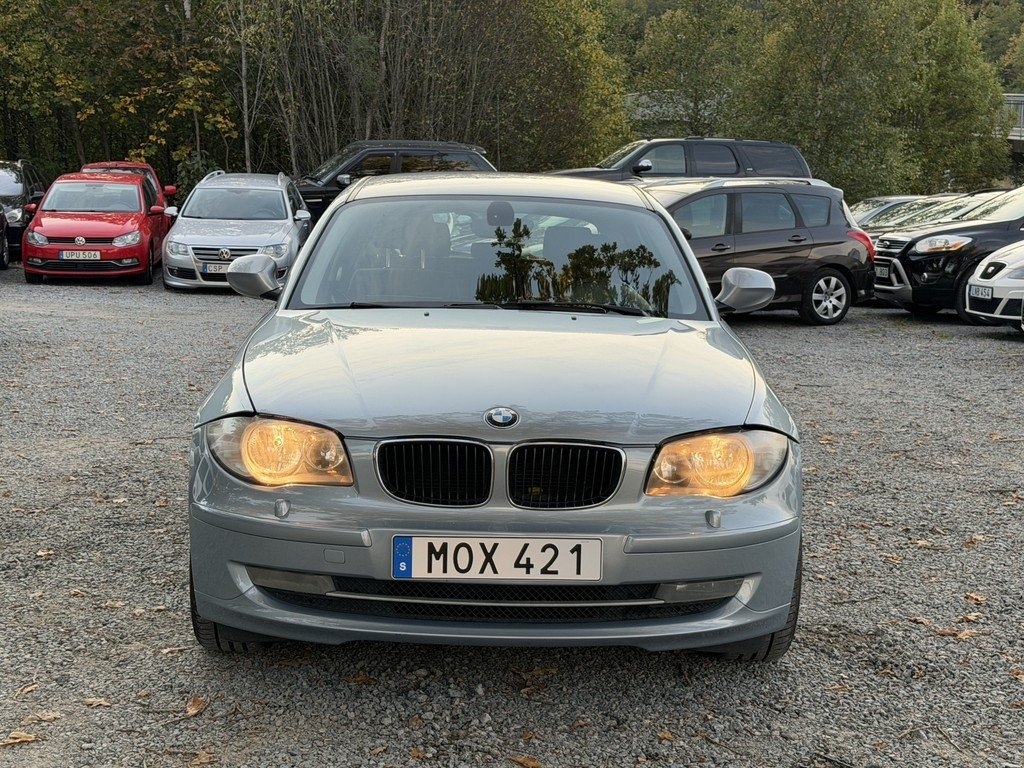 BMW 118 2010, bild 7/10