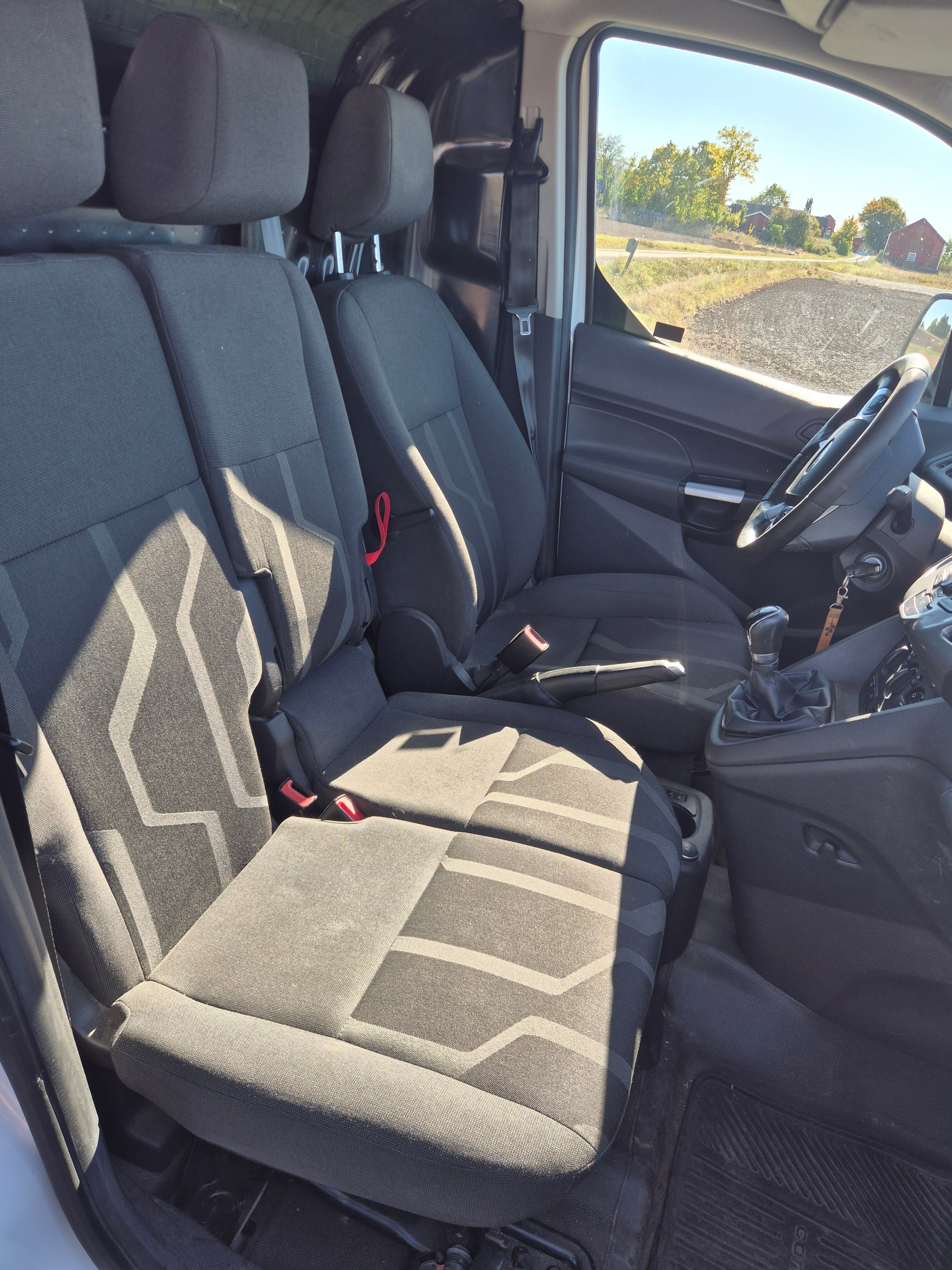 Ford Transit Connect 2015, photo 7/10