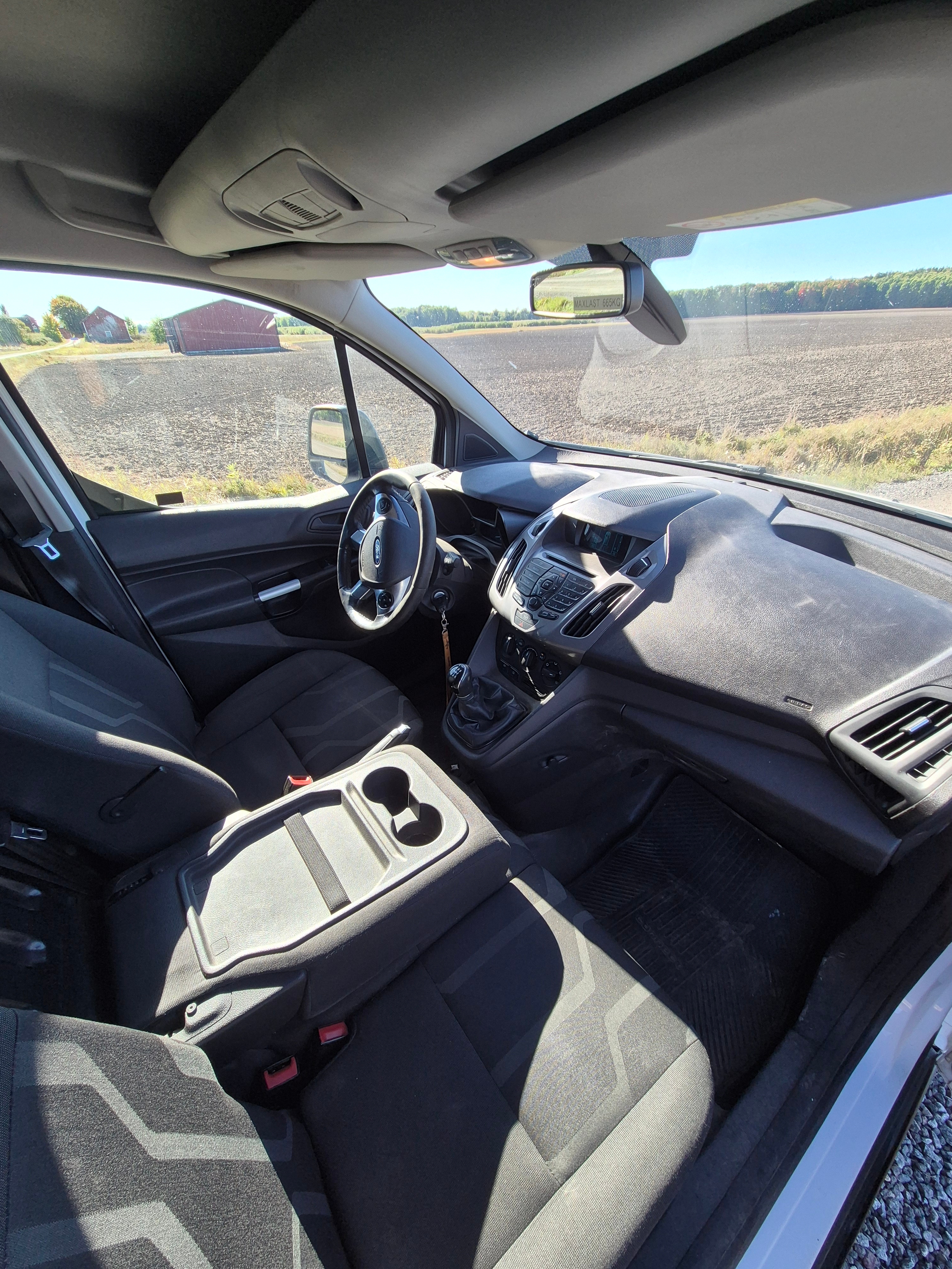 Ford Transit Connect 2015, photo 6/10