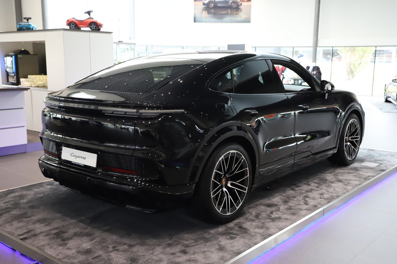 Porsche Cayenne Coupé Electric 2026, kuva 5/10