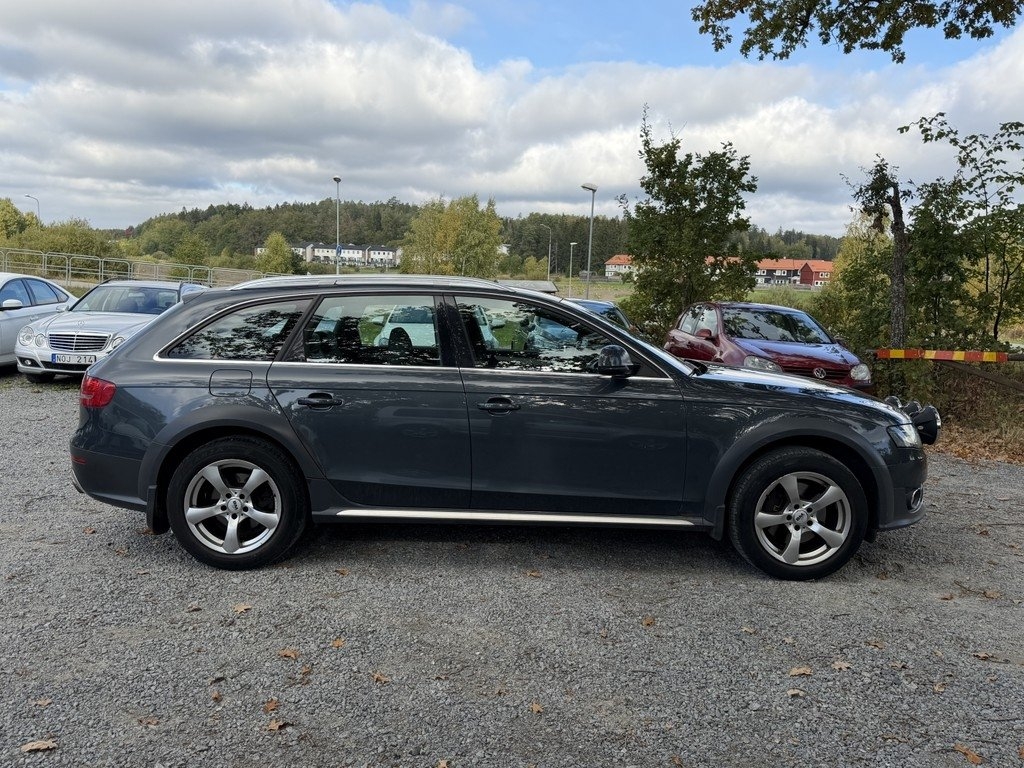 Audi A4 allroad 2010, photo 7/10