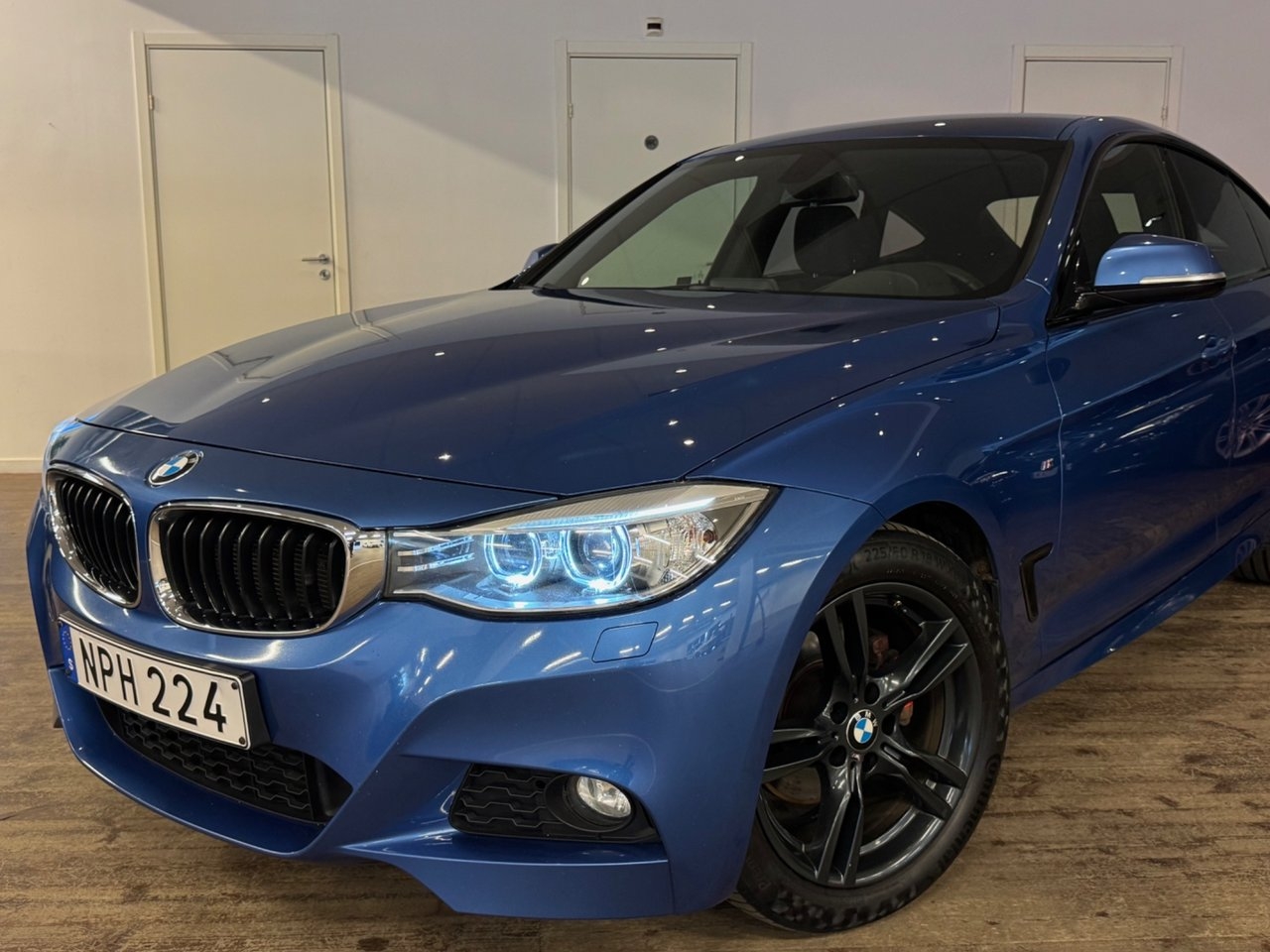 BMW 320 2015, bild 7/10