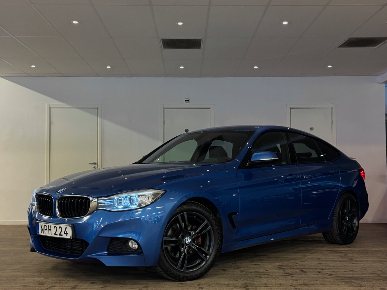 BMW 320 2015, bild 5/10