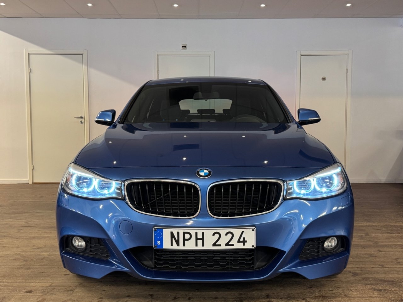 BMW 320 2015, bild 4/10