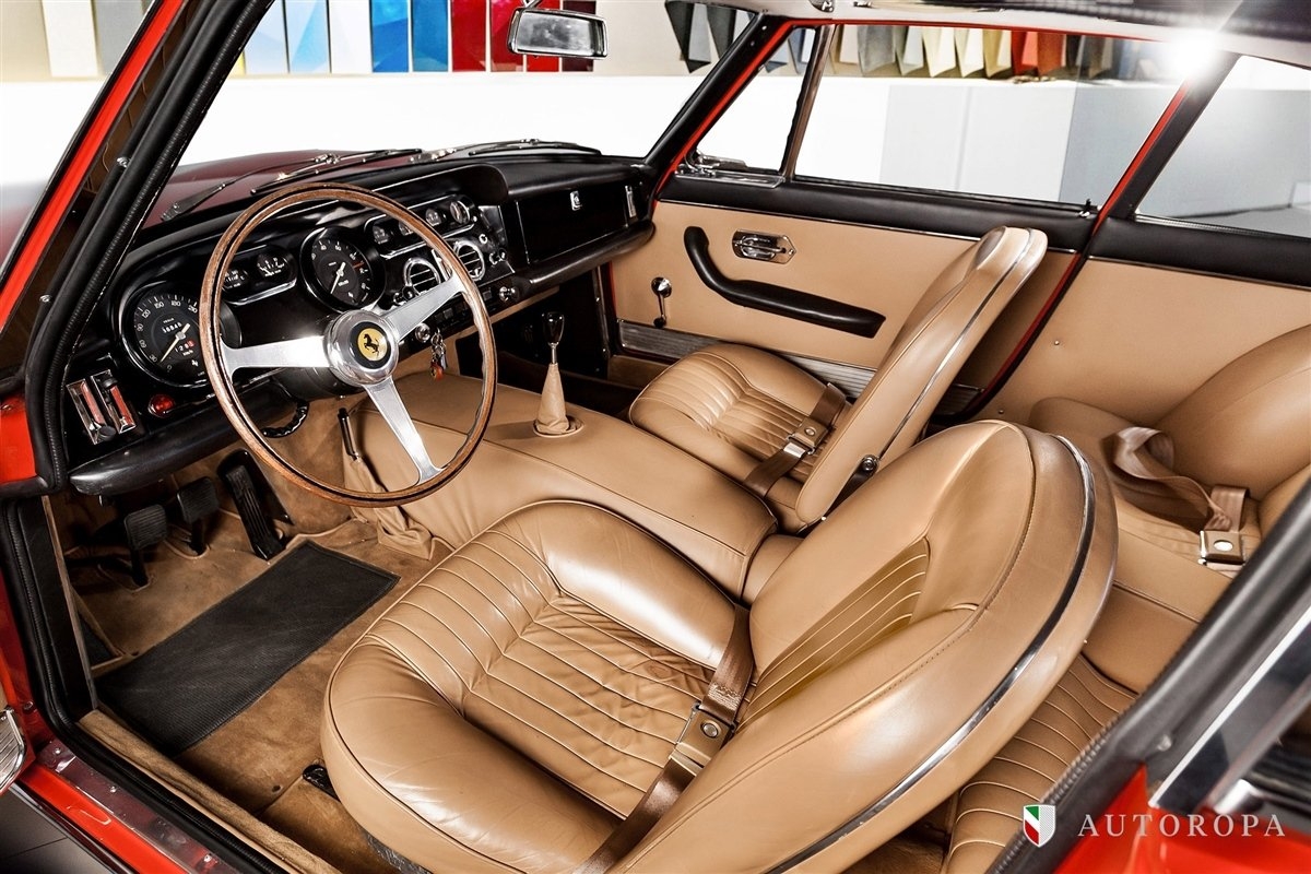 Ferrari 330 GT 2+2 1965, bild 6/10