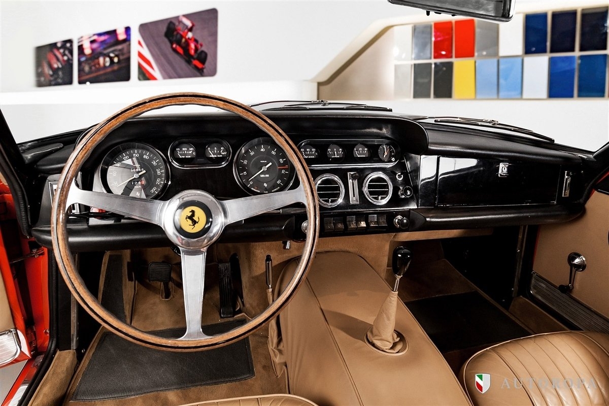 Ferrari 330 GT 2+2 1965, bild 7/10