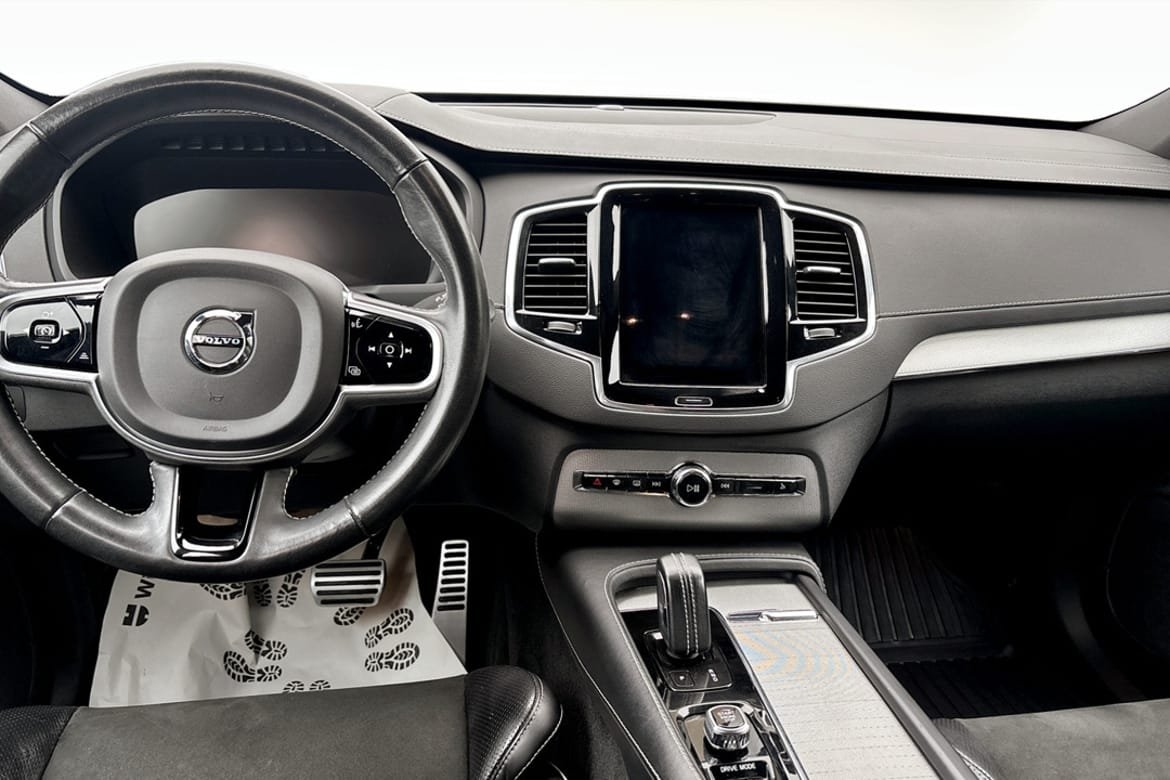 Volvo XC90 Recharge T8 R-Design 7-säten 2021, bild 4/9