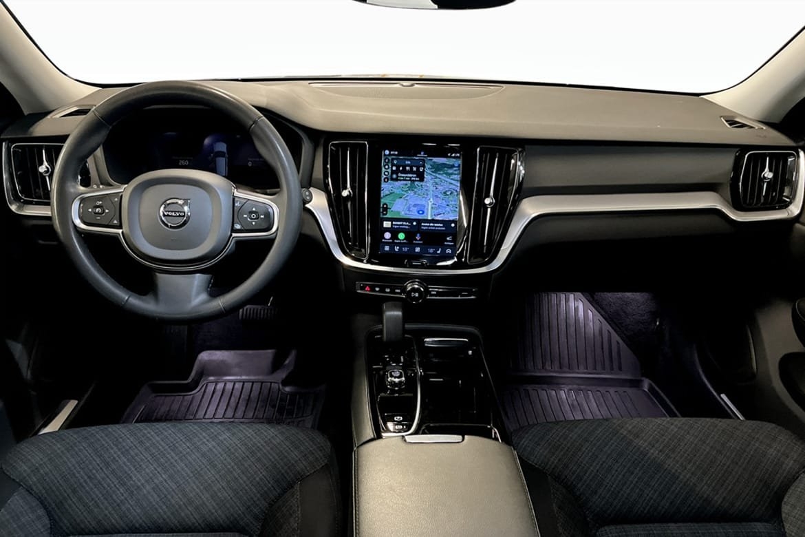 Volvo V60 Recharge T6 Core Bright 2023, bild 4/9