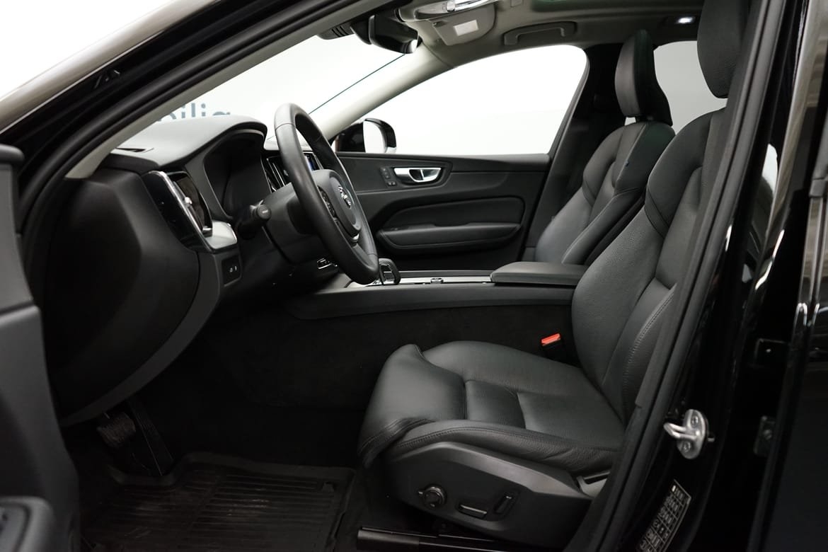 Volvo XC60 2024, photo 5/10