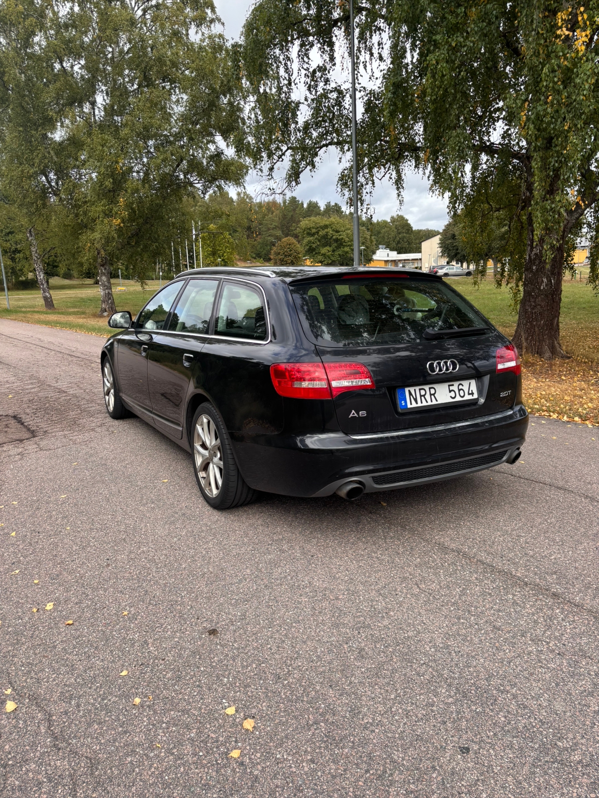 Audi A6 Avant 2.0 TFSI Manuell 2010, bild 2/5