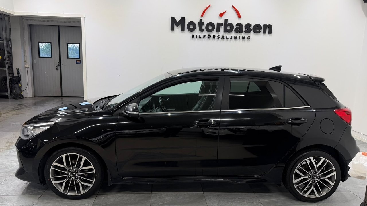 Kia Rio 1.0 T-GDI DCT GT-Line 2021, bild 2/10