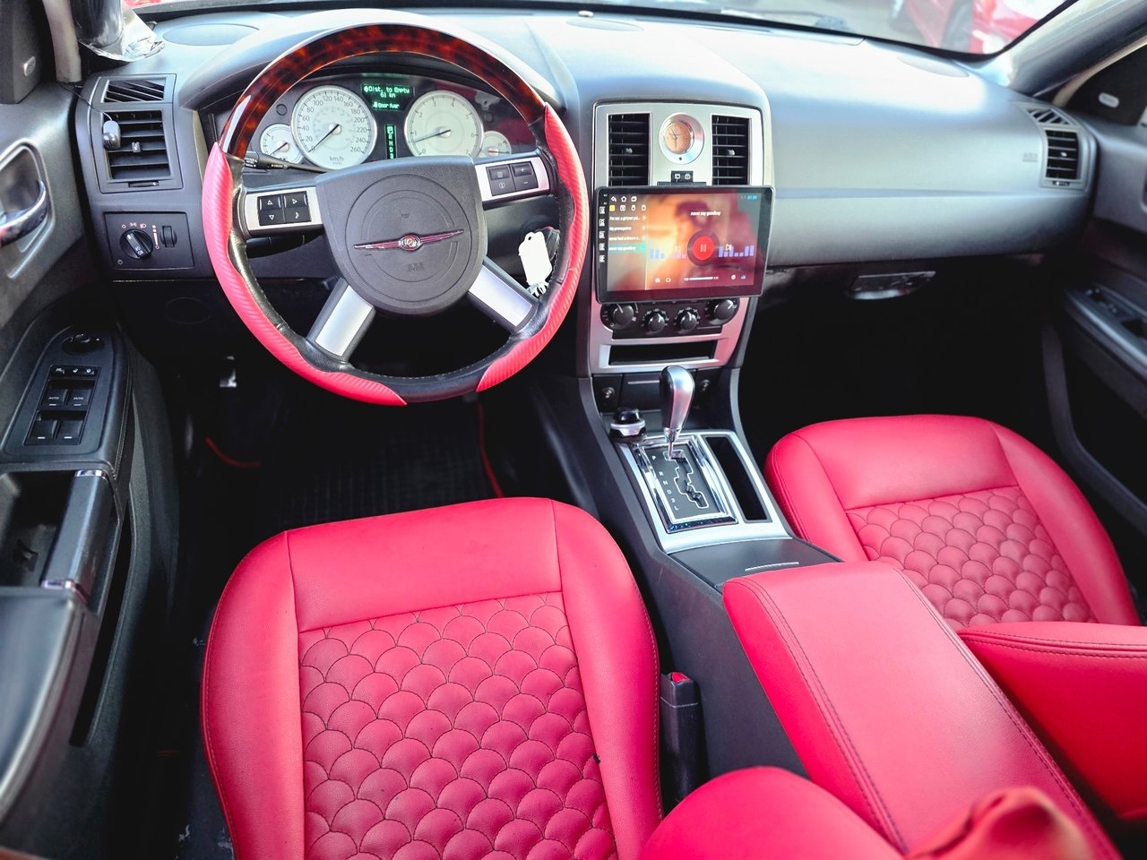 Chrysler 300C 2007, bild 2/10