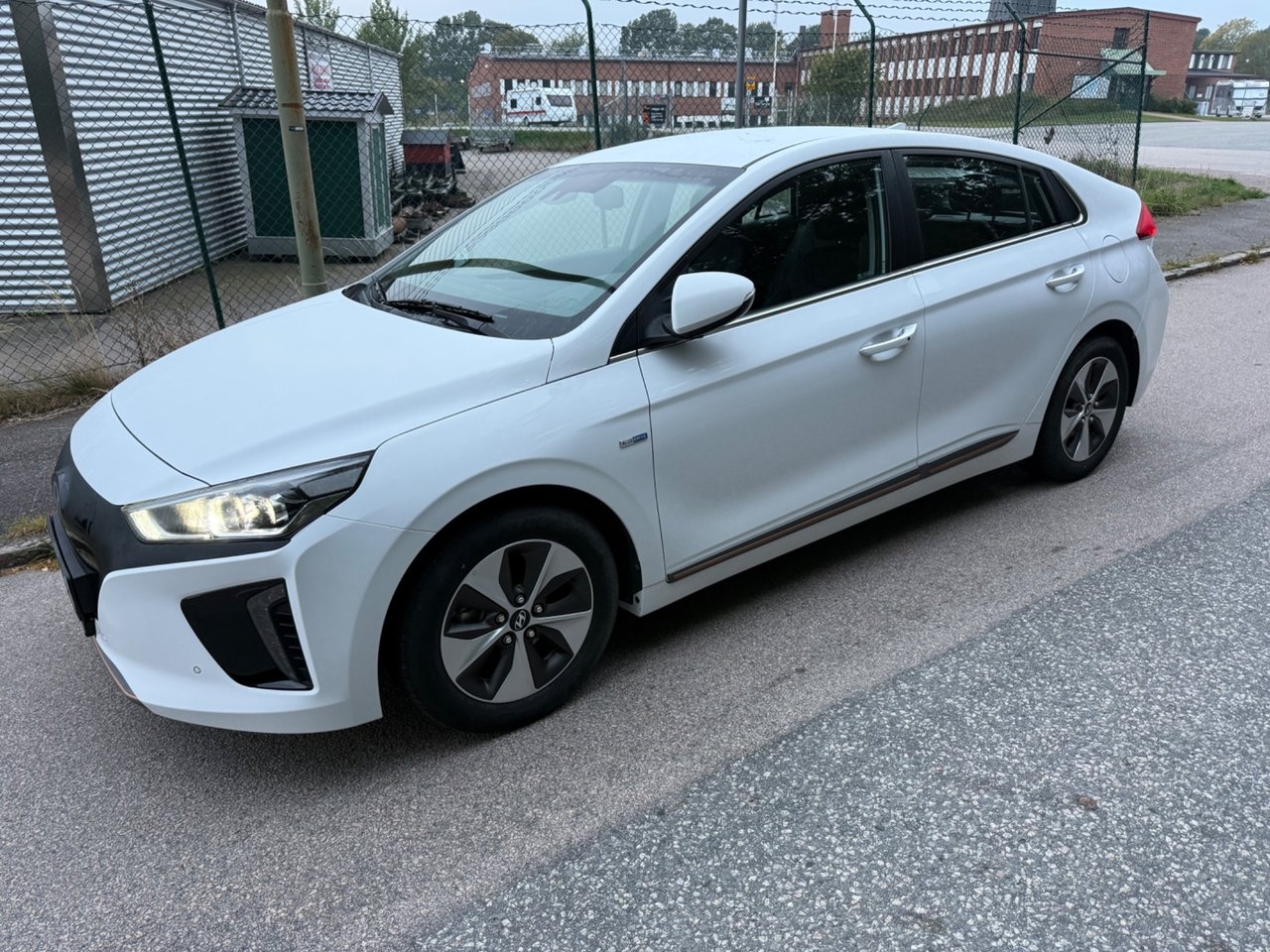 Hyundai Ioniq