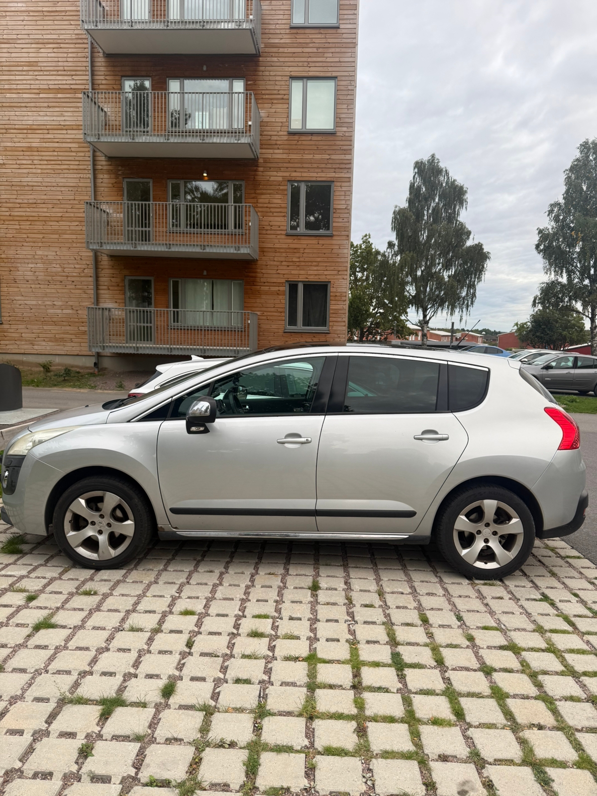 Peugeot 3008 1.6 HDi FAP Manuell 2010, bild 5/9