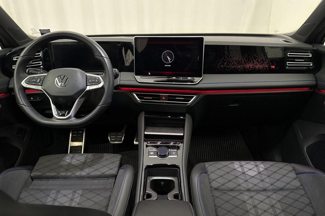 Volkswagen Tiguan 2024, photo 7/10