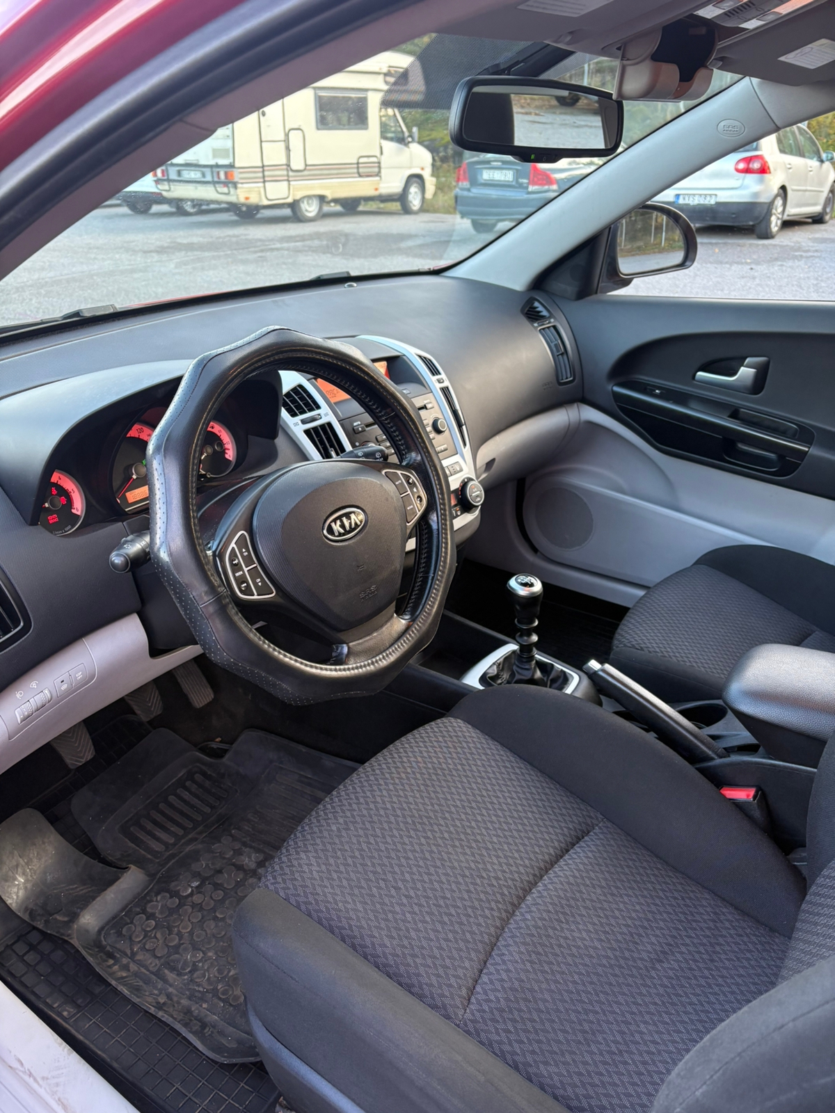Kia Ceed 1.6 CRDi Manuell 2008, bild 6/7
