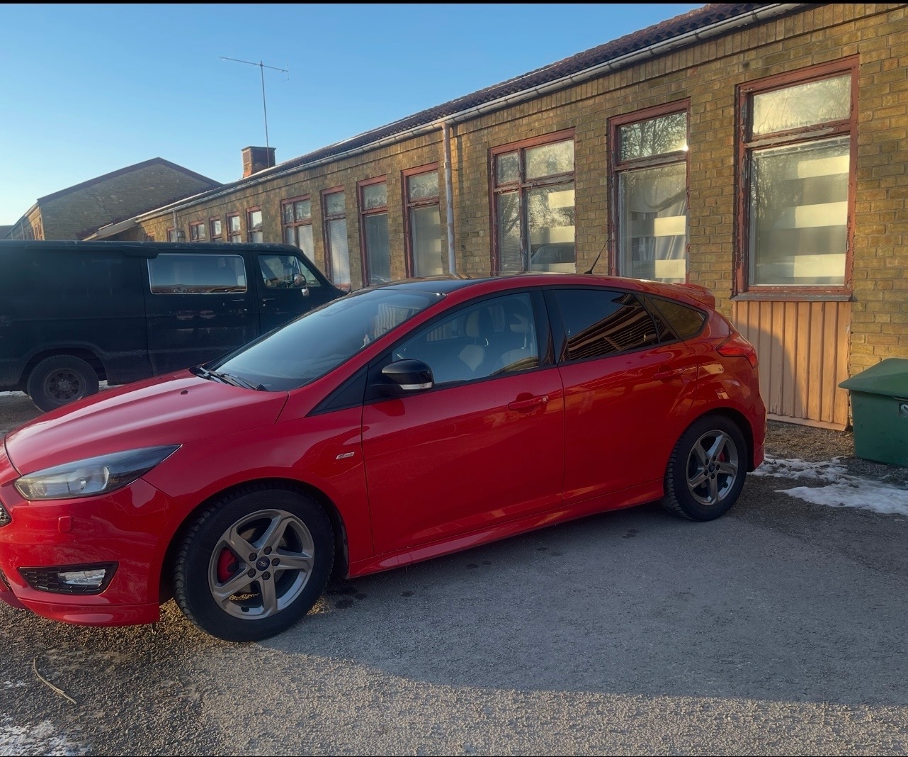 Ford Focus 1.0 EcoBoost Manuell 2017, bild 2/2