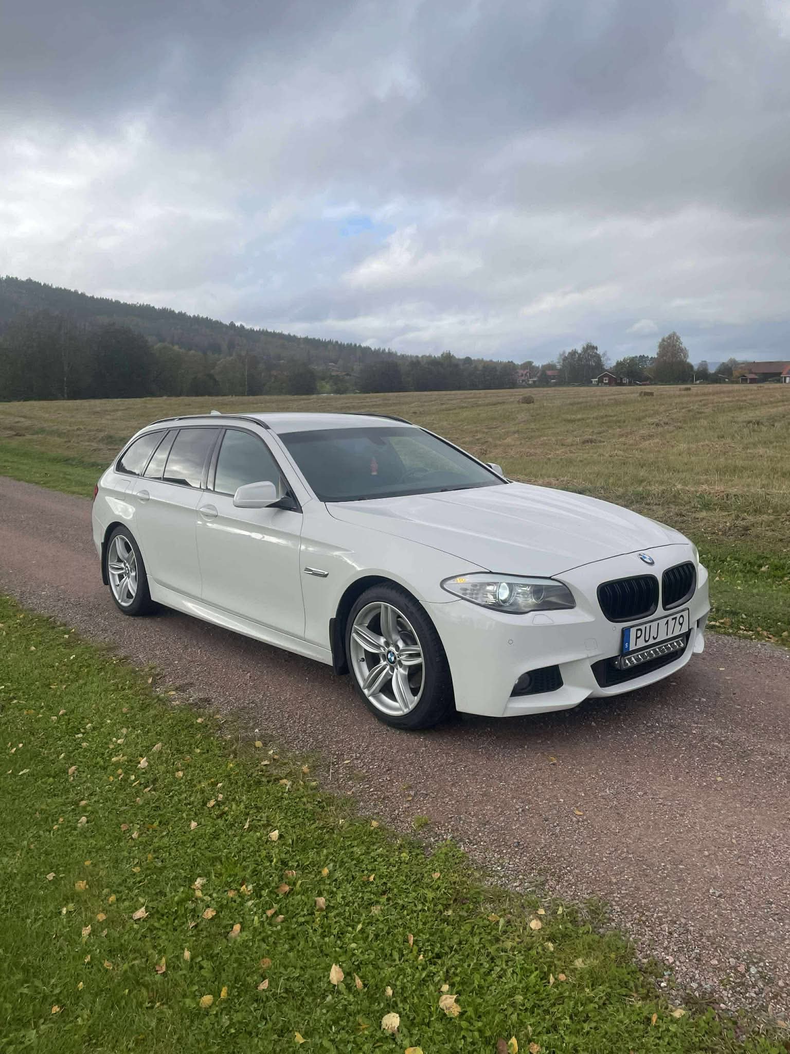 BMW 520 d M-sport 2013, bild 2/6