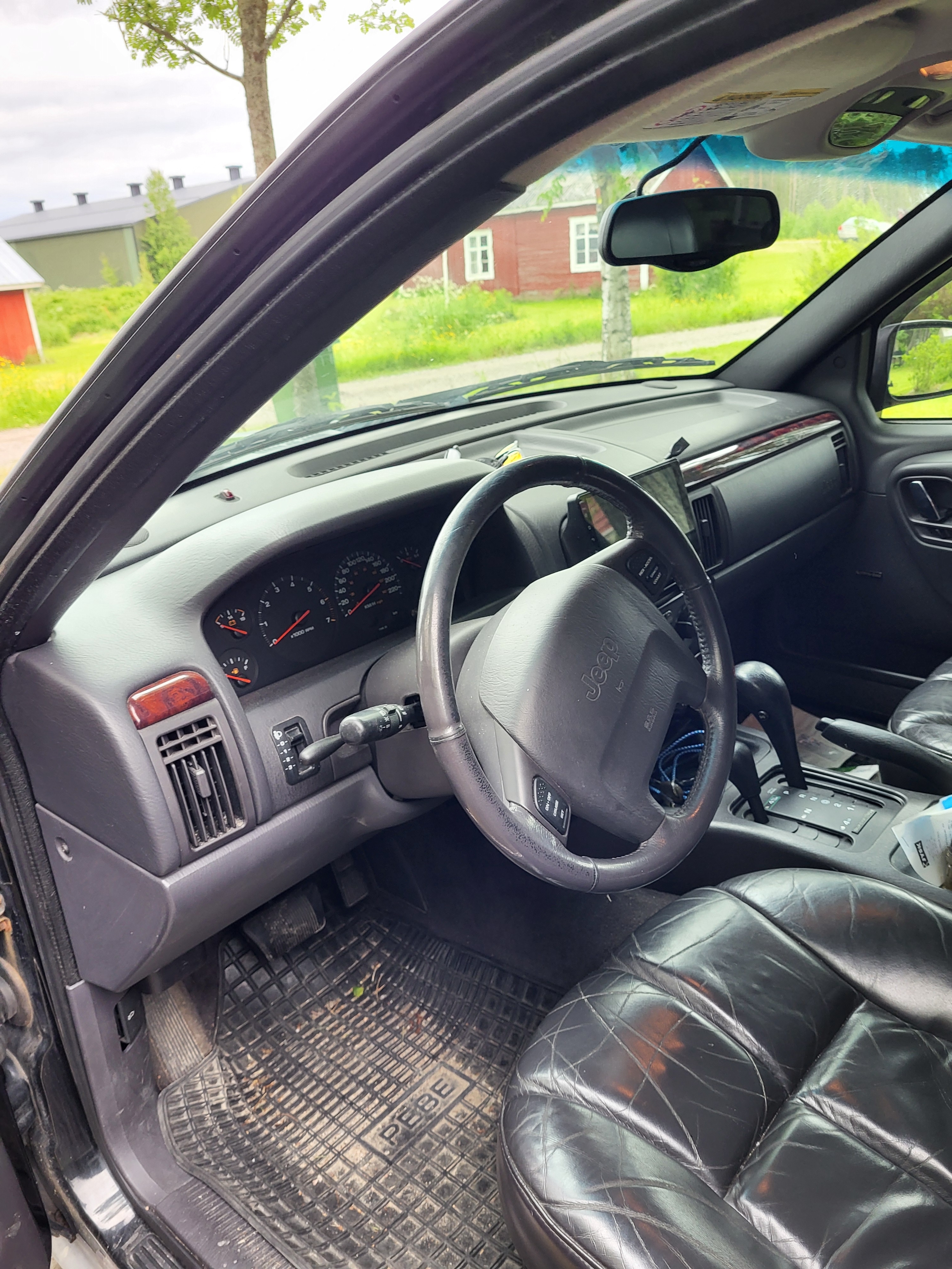 Jeep Grand Cherokee 2000, bild 3/6
