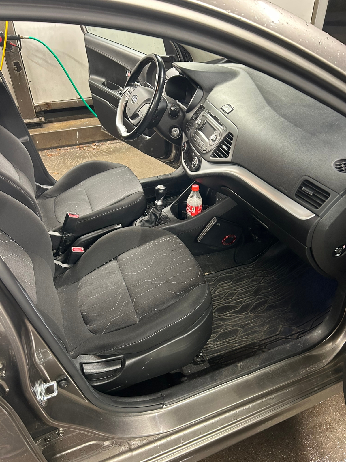 Kia Picanto 5-dörrar 1.0 MPI Manuell 2016, bild 6/8
