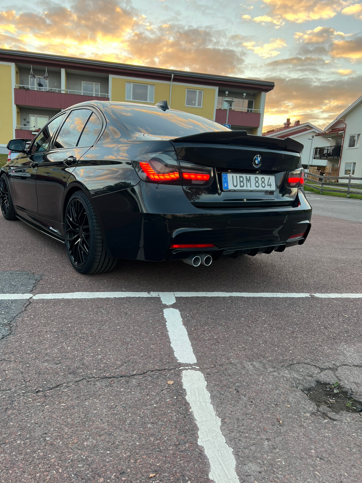 BMW 320 i xDrive Sedan Steptronic Msport 2019, bild 2/10