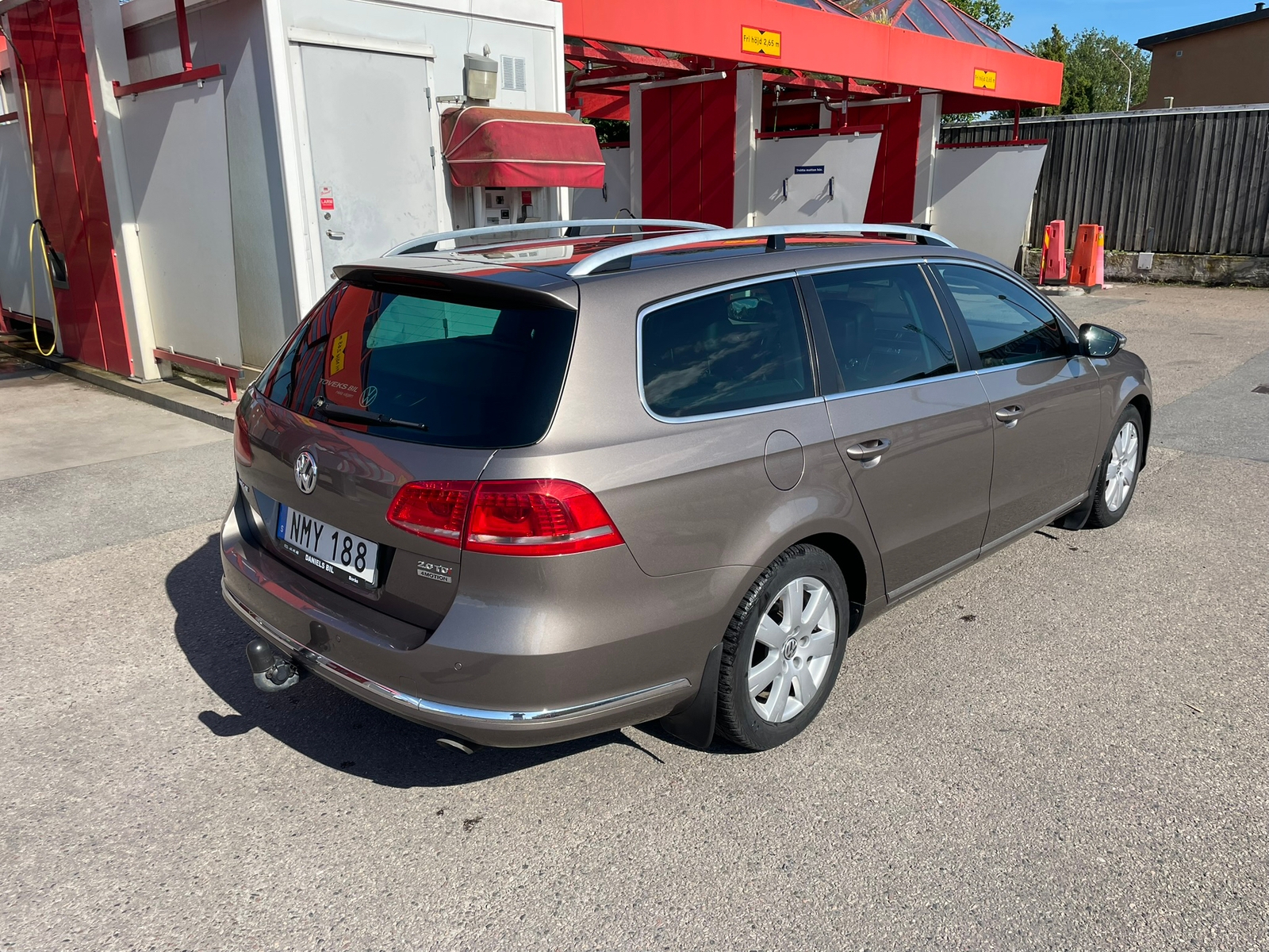Volkswagen Passat 2011, bild 3/6