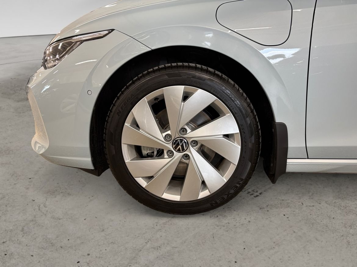 Volkswagen Golf LIFE EHYBRID 1.5 204 HK 2026, kuva 4/8