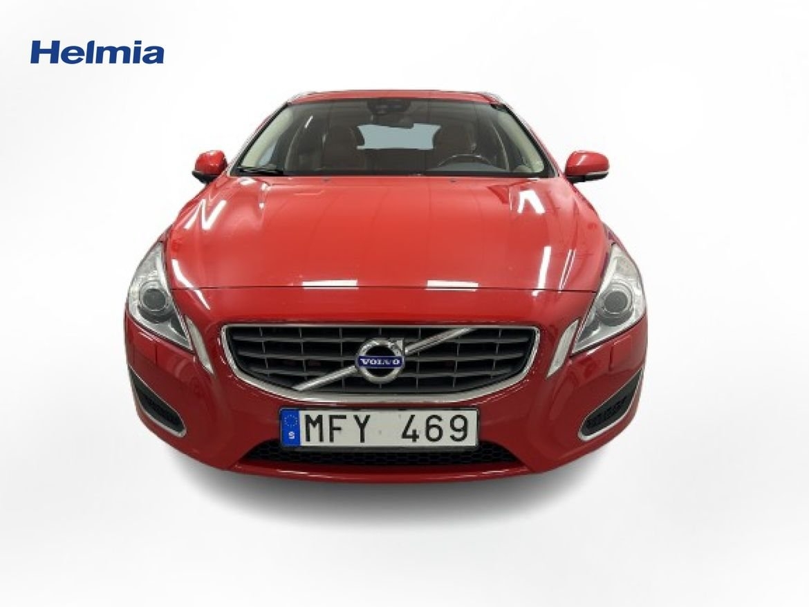 Volvo V60 D3 S/S Summum automat 2012, bild 2/9