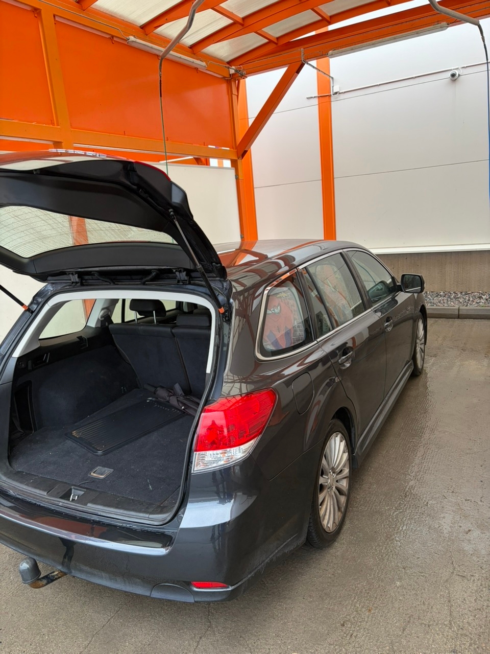 Subaru Legacy Wagon 2.5 4WD Lineartronic 2010, bild 2/10