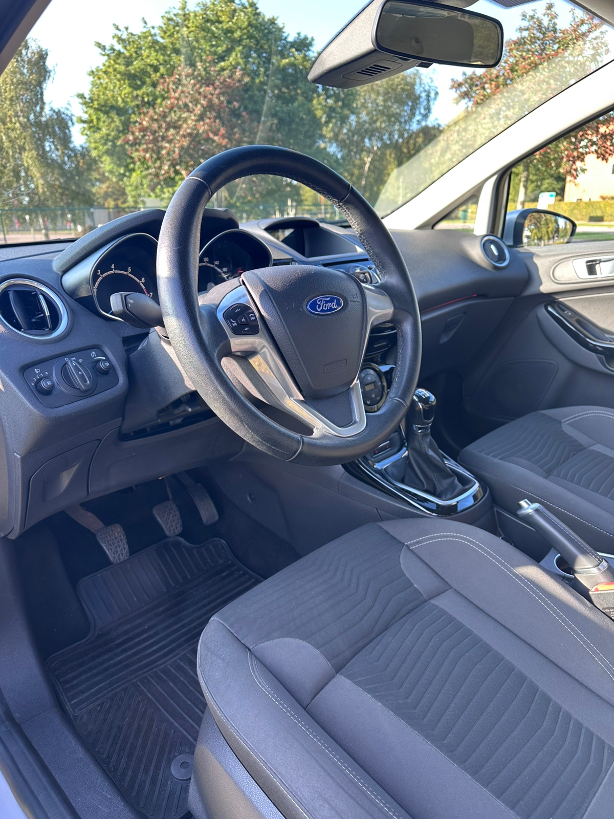 Ford Fiesta 5-dörrar 1.0 Manuell 2014, photo 7/9