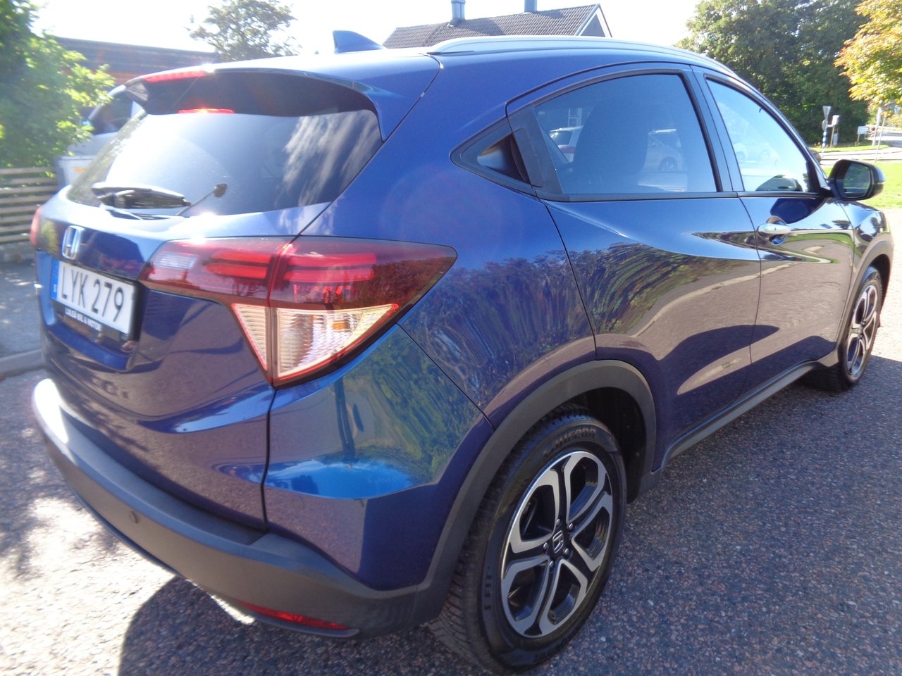Honda HR-V 1.6 i-DTEC Executive 2016, kuva 5/19