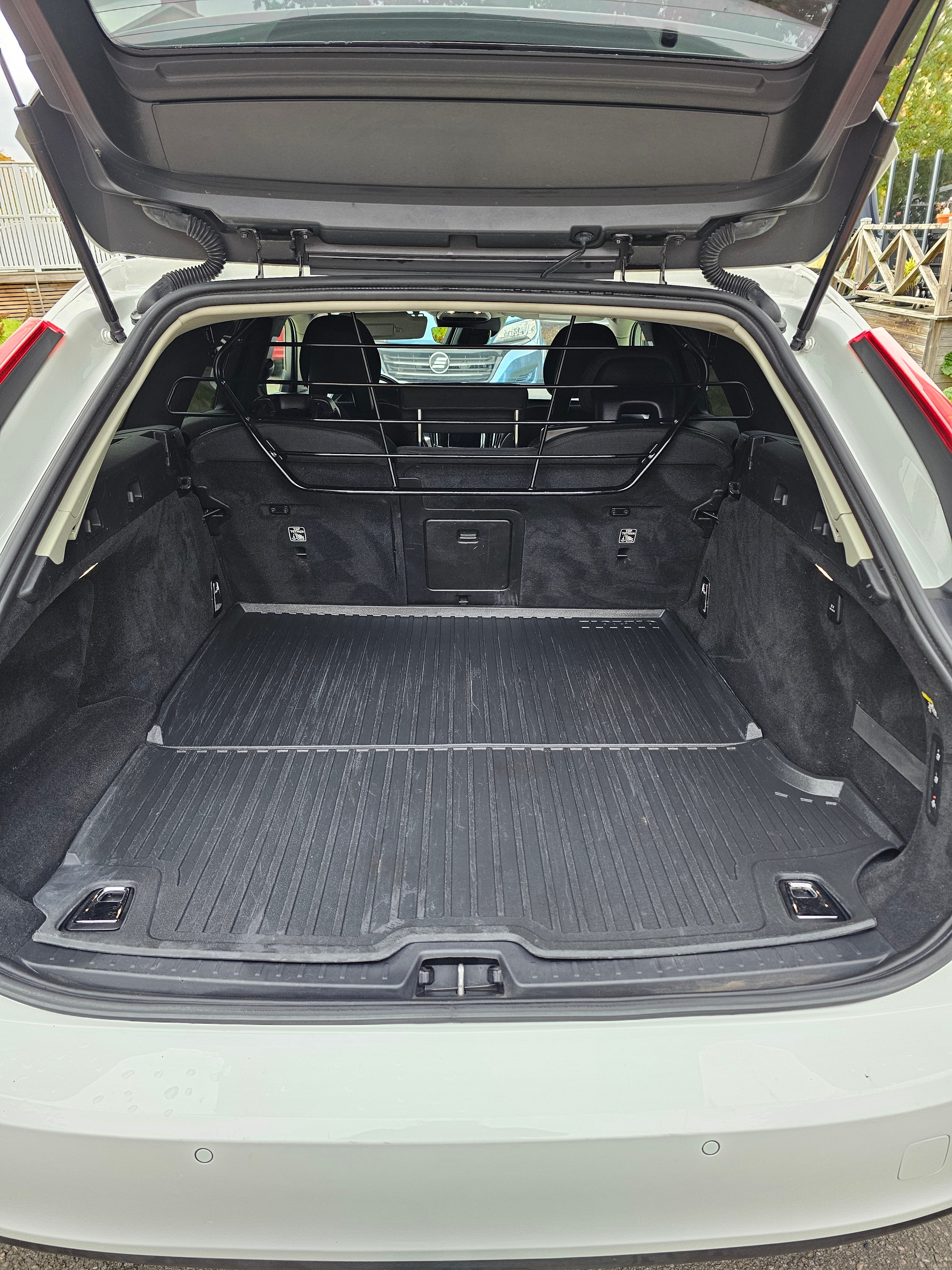 Volvo V90 D3 Geartronic 2018, bild 3/6