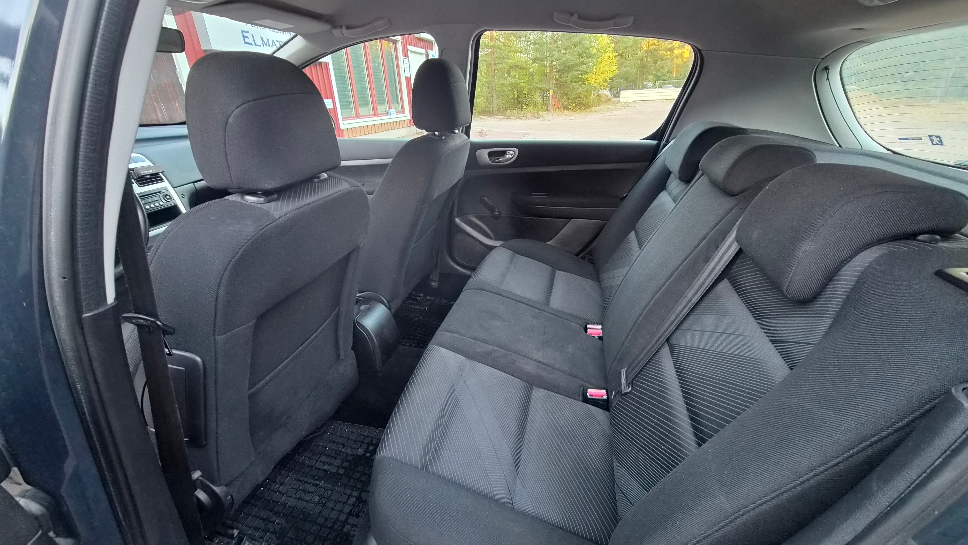 Peugeot 307 5-dörrar 1.6 HDi Manuell 2006, bild 6/10