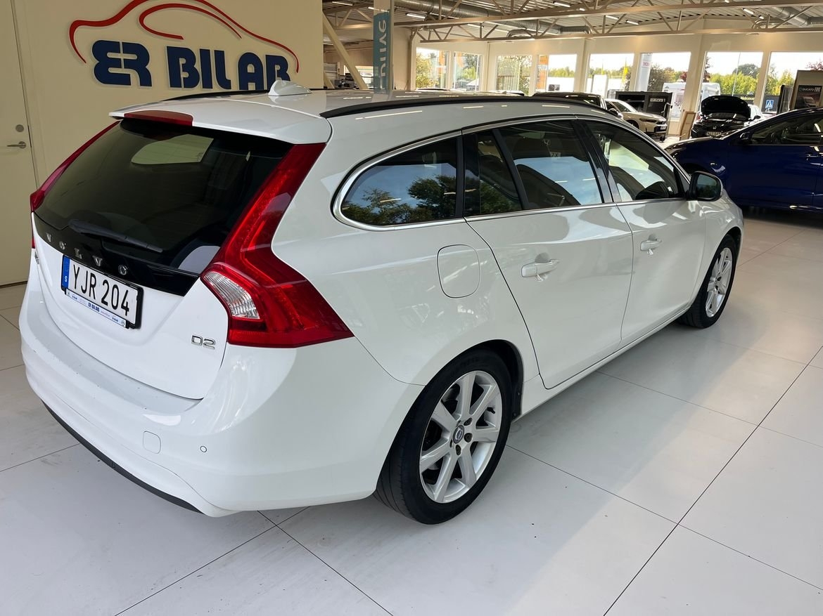 Volvo V60 Kamrem bytt, nyservad 2017, bild 3/9