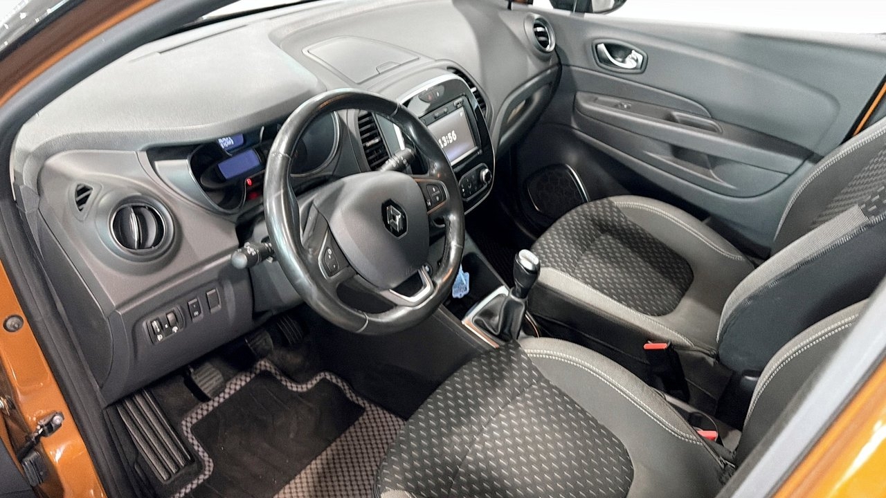 Renault Captur 2018, photo 7/9