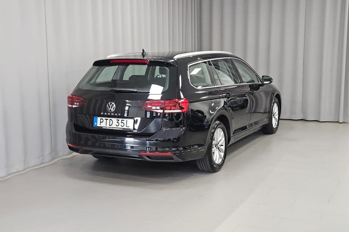 Volkswagen Passat 2022, bild 3/9