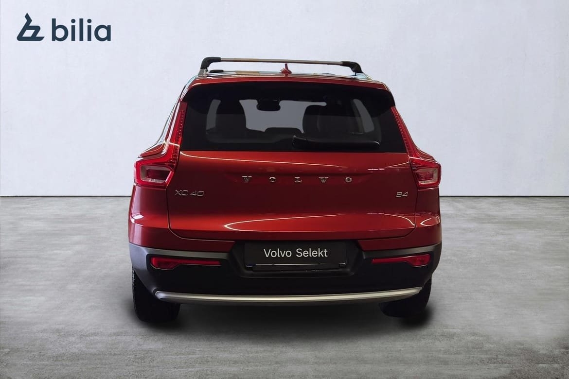 Volvo XC40 B4 FWD Bensin Core Klimatpkt 2024, bild 5/10