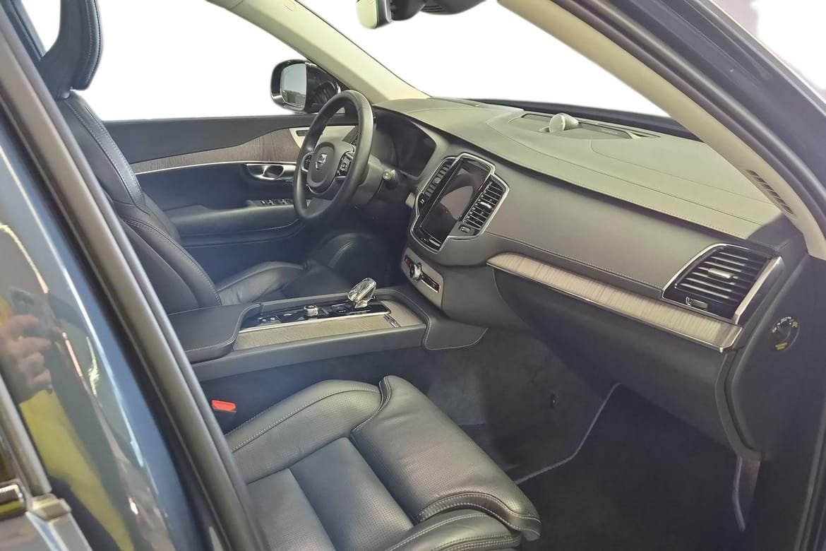 Volvo XC90 2023, photo 7/10