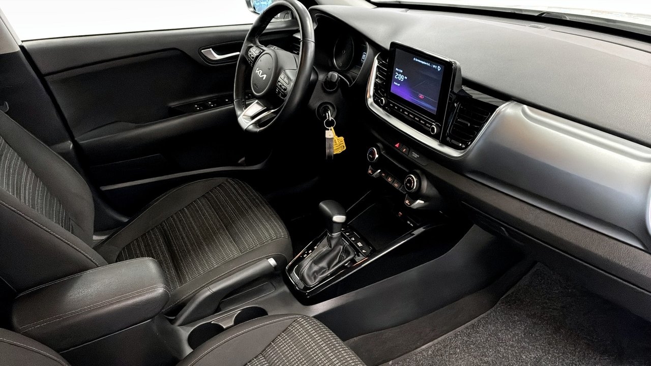 Kia Stonic 1.0 T-GDI DCT ADVANCE 2023, bild 3/9